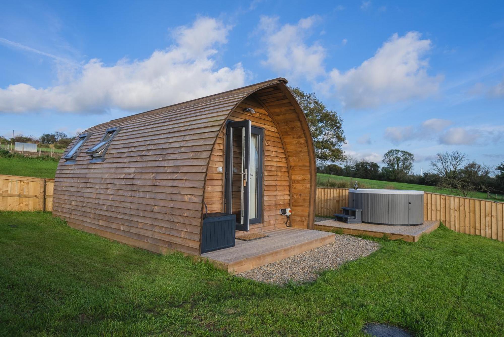 Rivendell Farm By Wigwam Holidays Carmarthen Chambre photo